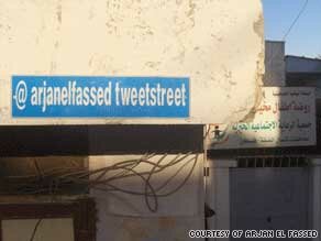 "@arjanelfassed tweetstreet" - Askar refugee camp